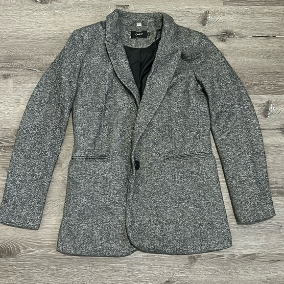 Women’s blazer - Picture 1 of 1